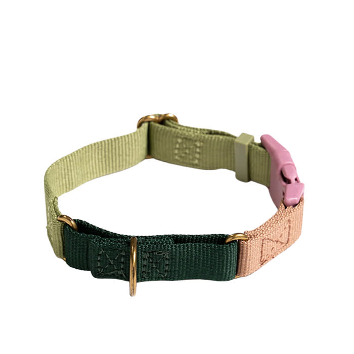 Awoo Marty Collar