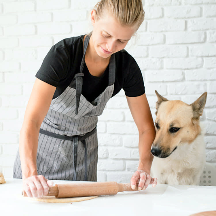 The One-Bowl Dog Cookie That Sneaks Vegetables Past Your Dog