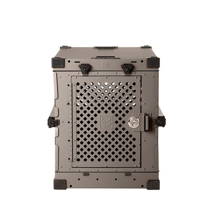 Impact aircraft-grade aluminum collapsible dog crate for heavy chewers
