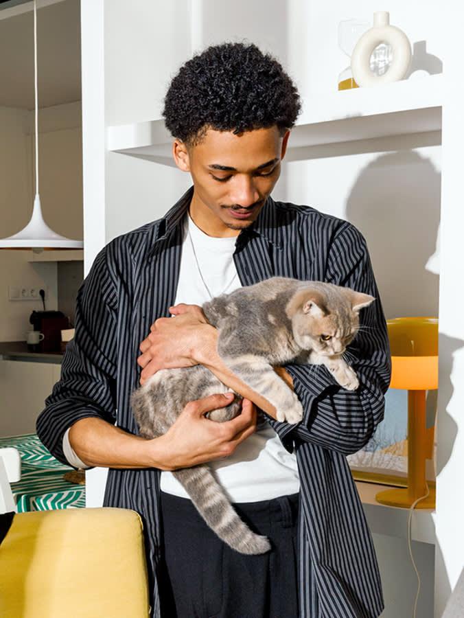 Neosporin's Third Ingredient Is the One That Can Kill Your Cat