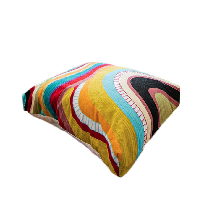 Yaya & Co rainbow pride dog bed